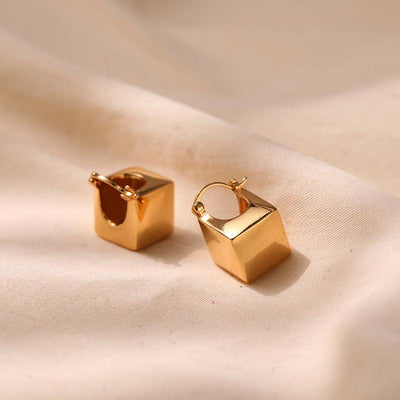 18K Real Gold Geometric Square Three-dimensional Slimming Ear Ring - MODE BY OH