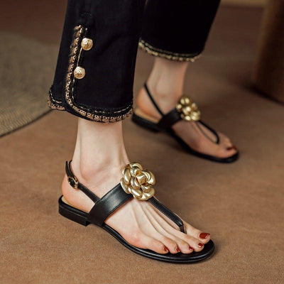 Sheepskin Preppy Style Flip-toe Flat With Flower Open Toe Women's Sandals | MODE BY OH