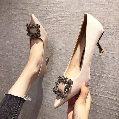 Pointed stiletto high heels | MODE BY OH